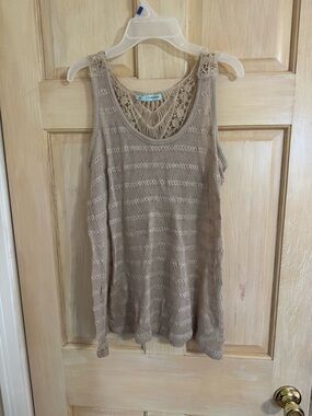 Maurice’s crochet tank